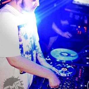 Meet your Posher, Ethan